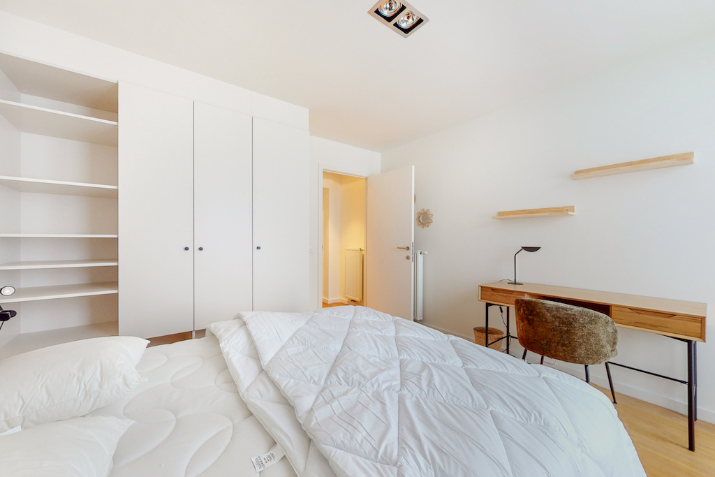 Roy 10 Private apartment for rent in Brussels Colonies